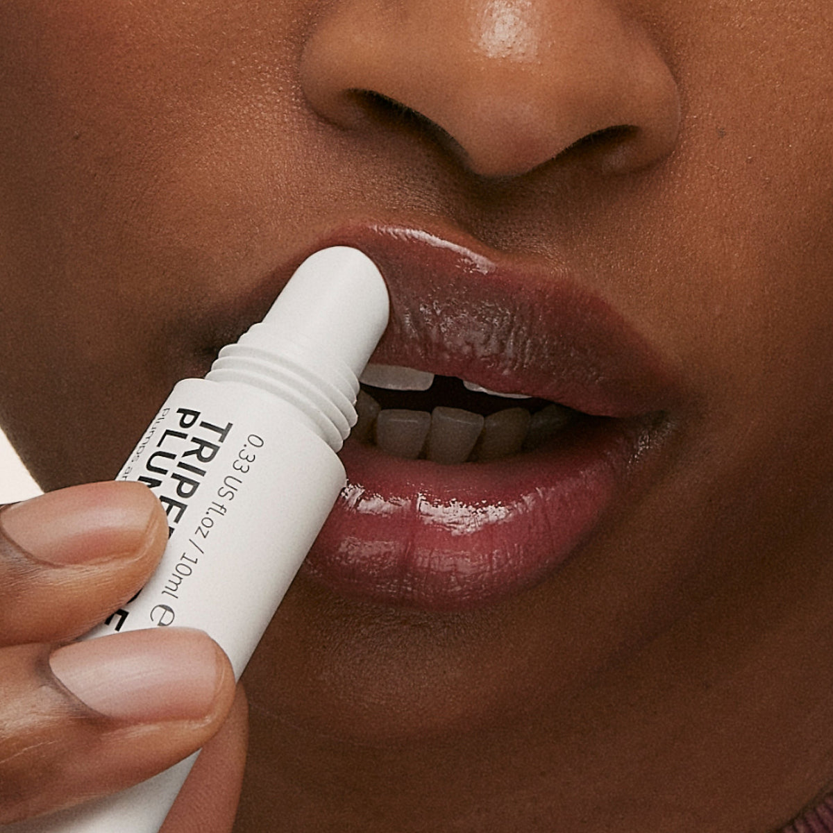tripeptide-plumping-berry-lip-balm-s6 ApplicationBerry.jpg