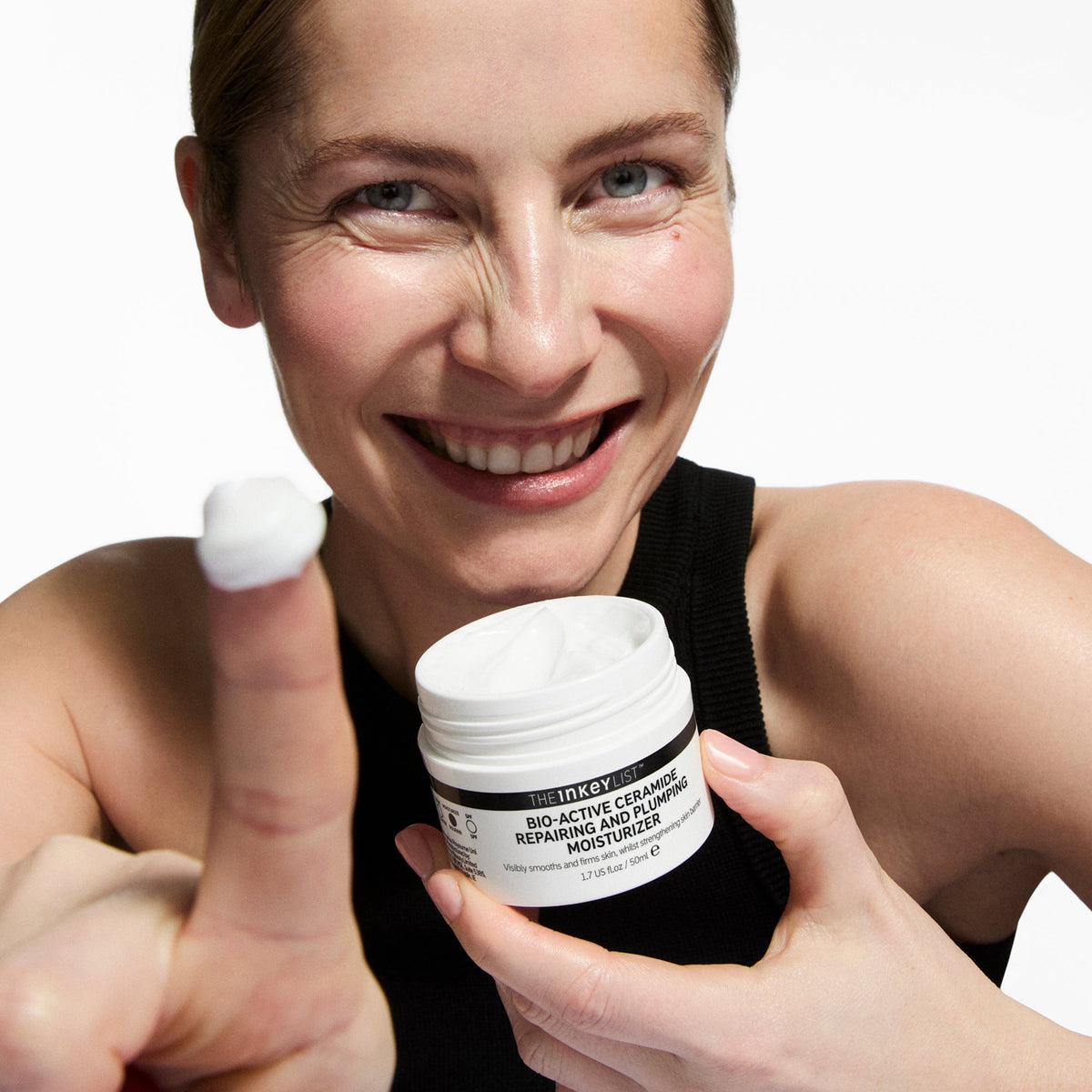 bio-active-ceramide-moisturizer-duo-q9 Bio-Active_Model_2000x2000_7b381857-d412-4a9c-beec-0c29b7cc157b.jpg