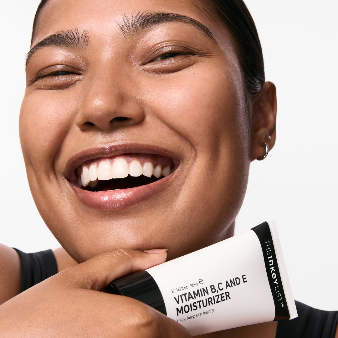 vitamin-b-c-and-e-moisturizer-z0 Model01_6a10dba3-16ce-41fe-932a-f7e7187f8bf5.jpg