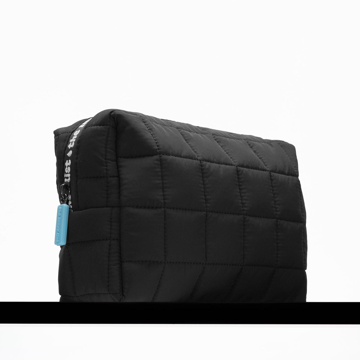 the-inkey-list-washbag-b2 washbag-hydration-05.jpg
